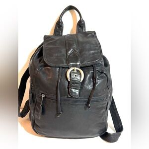 Kenneth Cole unisex vintage unisex Elegant Black distressed Leather Backpack